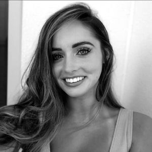 Meet your Posher, Alaina